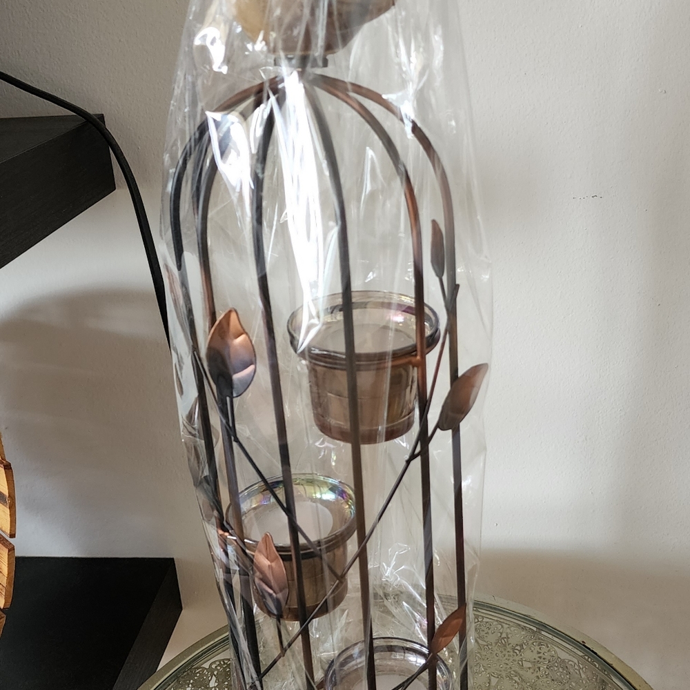 Candle holder